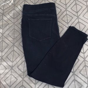 Old Navy Rockstar Super Skinny Jeggings mid-rise regular length 18